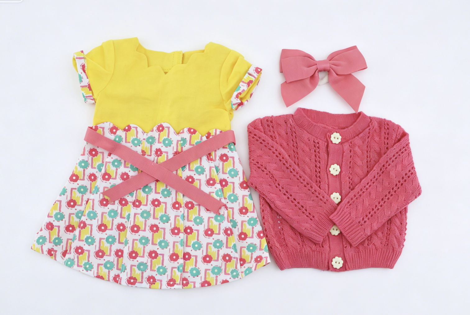 Photographer 3-Piece Outfit Set for 18'' Doll Main image