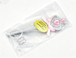 #80 Silver Glitter Heart Wand Main image