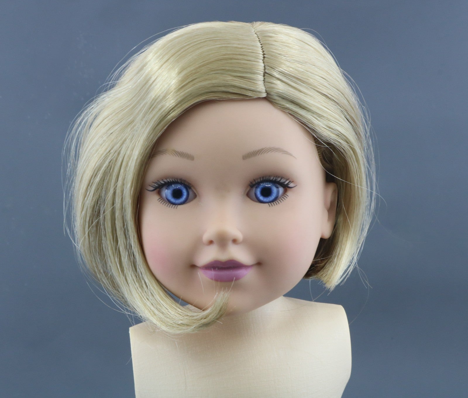 A Blonde Bob Hair for 18'' doll Kit Kittredge Wig