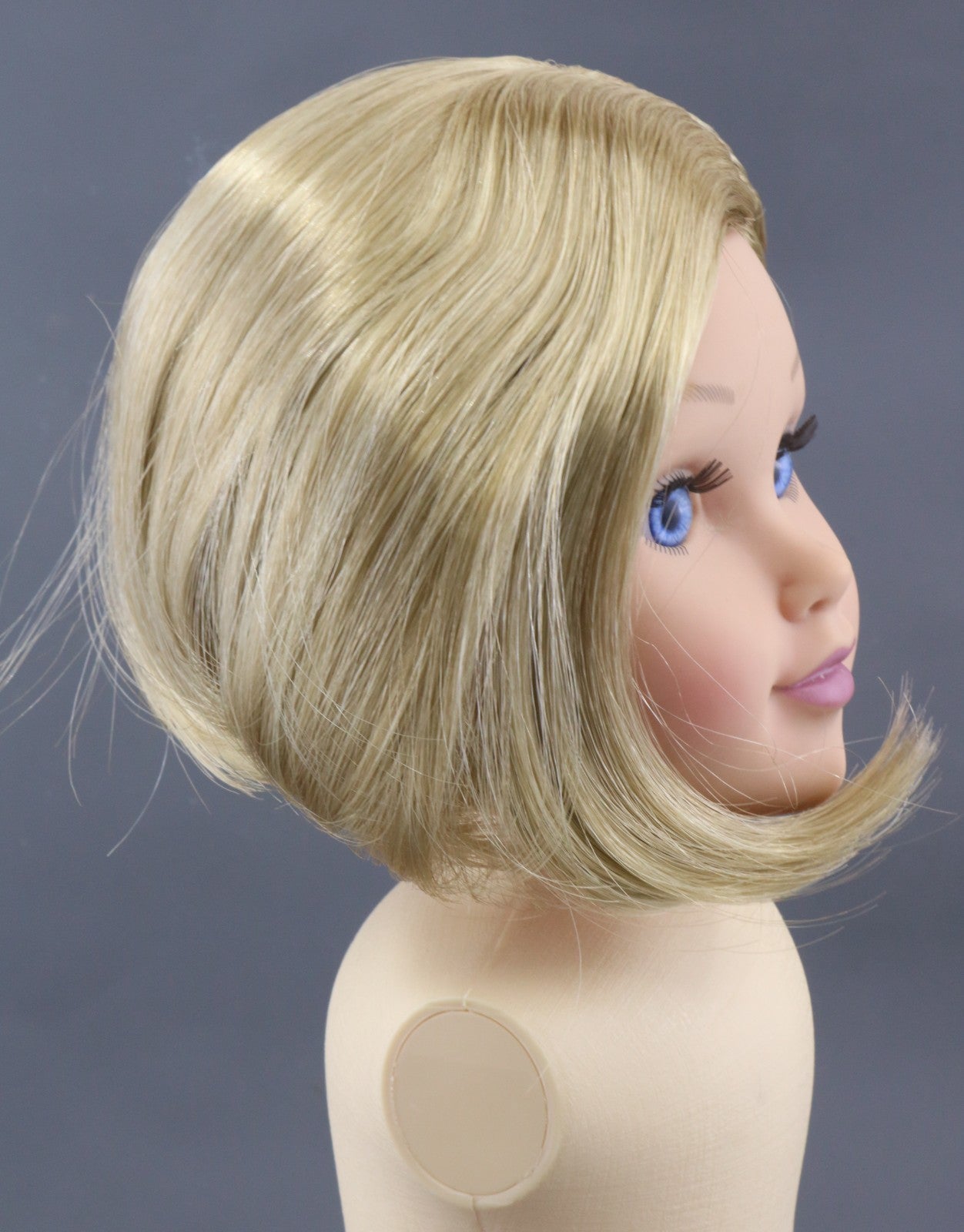 Light Blonde Side Part Inward Bob Wig For 18'' Fashion Girl Doll | Synthetic Doll Replacement Hair Accessory Secondary image