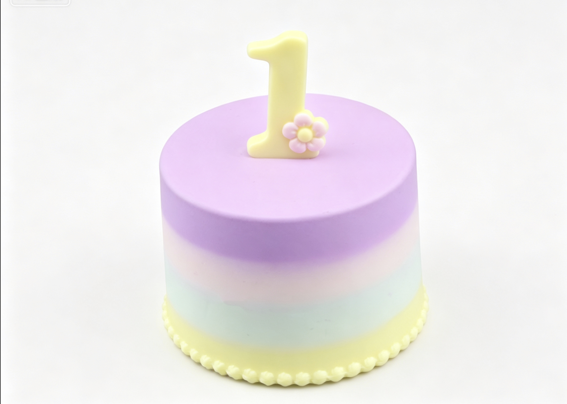 【Ombre Cake & candle from 1st Birthday Celebration】 Secondary image