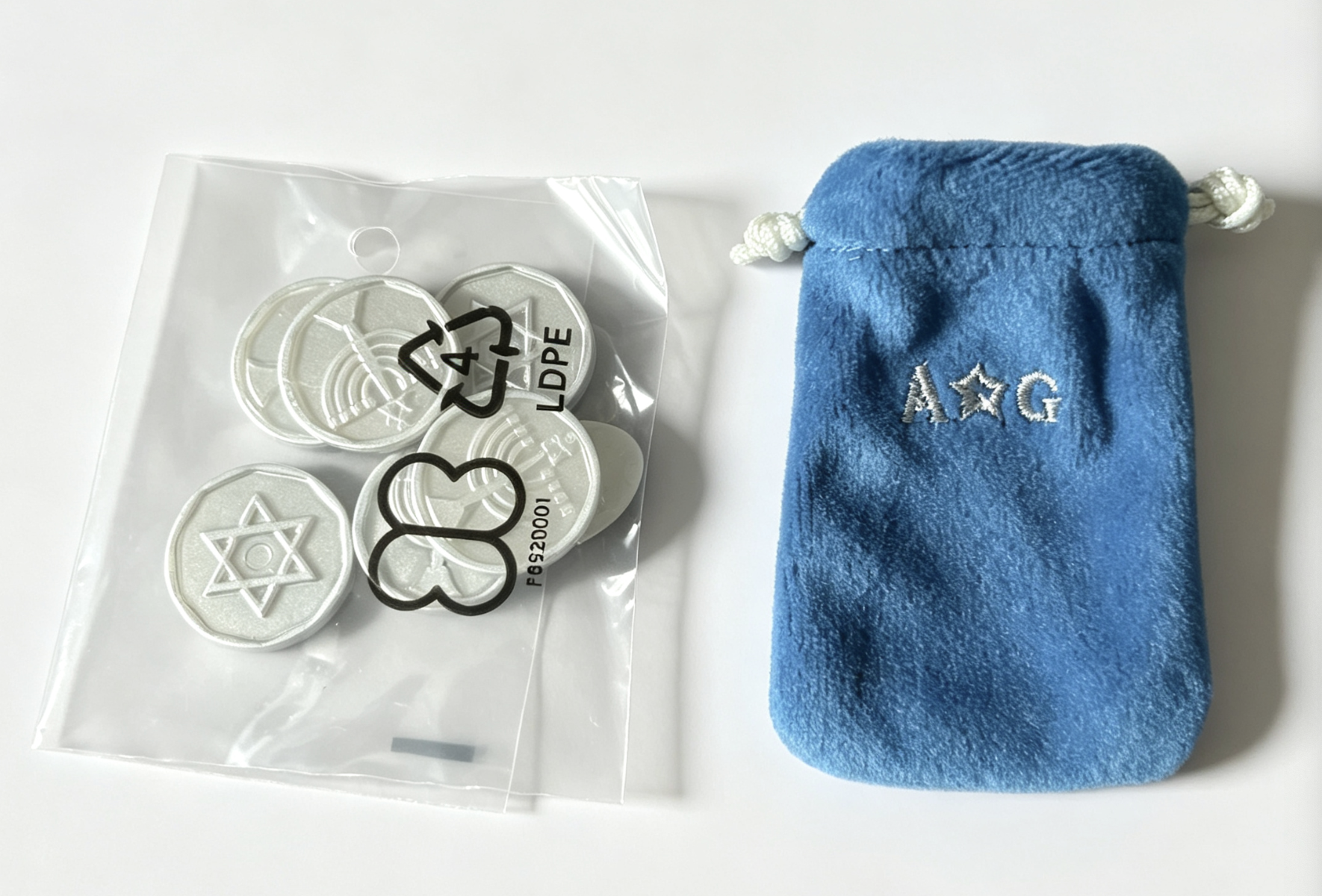 【Blue velour drawstring bag & 6 gelt coins for 18'' doll Hanukkah Gift Set】 Secondary image