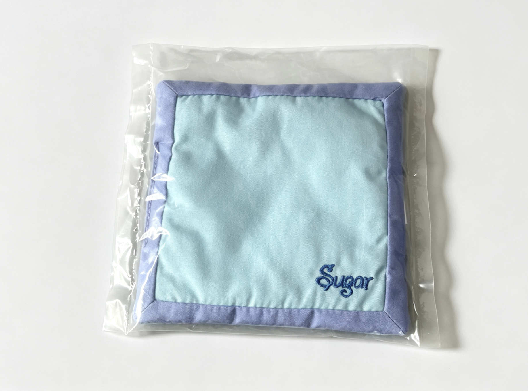 【 Light Blue Pet Blanket with Sugar Embroidery for 18‘’ Doll Pet Accessory】 Main image