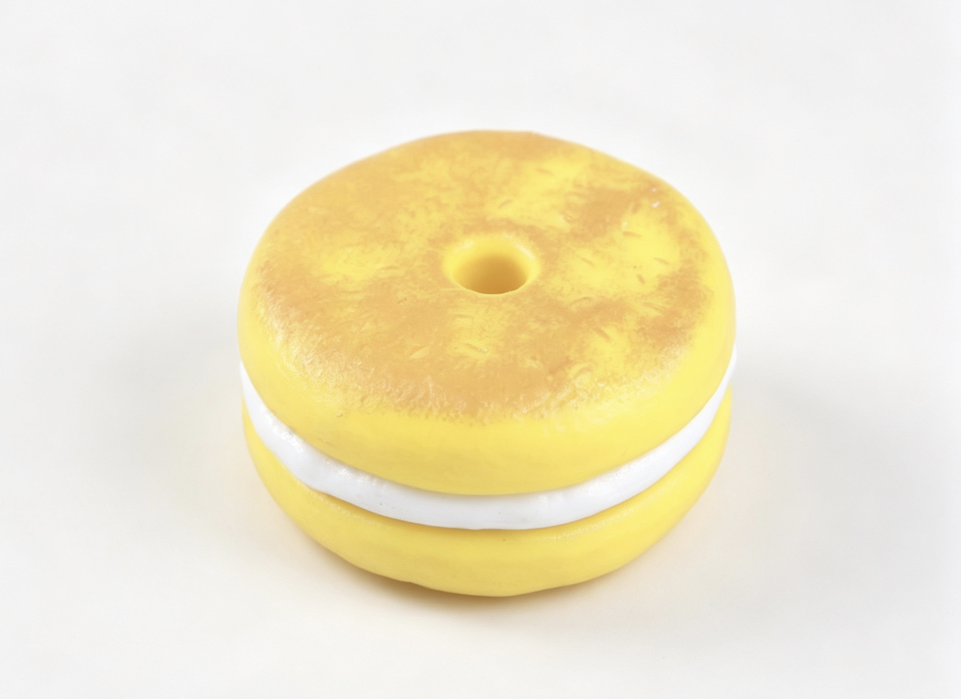 【A bagel filled with cream cheese for 18'' doll】 Main image