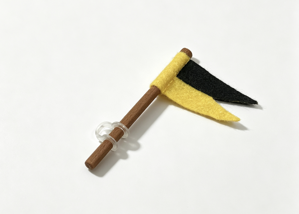 【House pennant for 18" doll Hogwarts Quidditch Accessory Set】